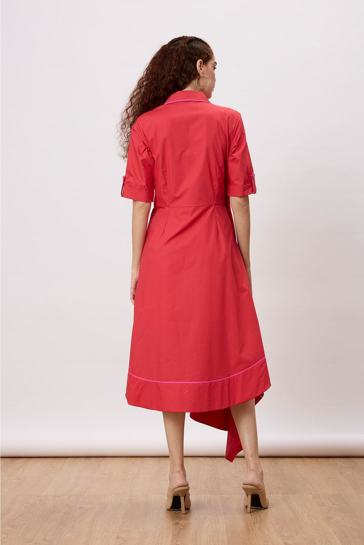 Heather Wrap Dress An a-line, midi-length dress with a classic notch collar