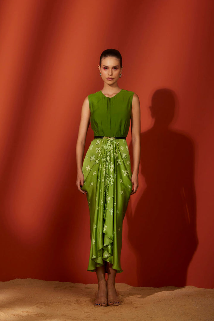 Izumi formal solid top yoke Green Toga Dress