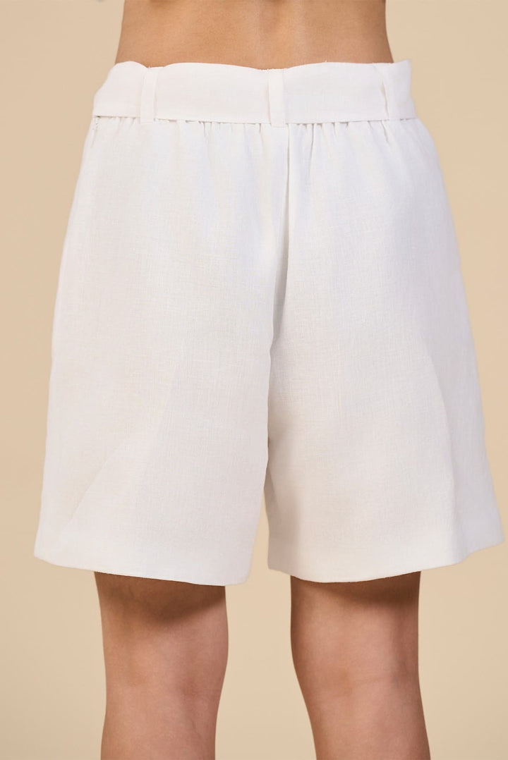 White Linen Shorts With Belt