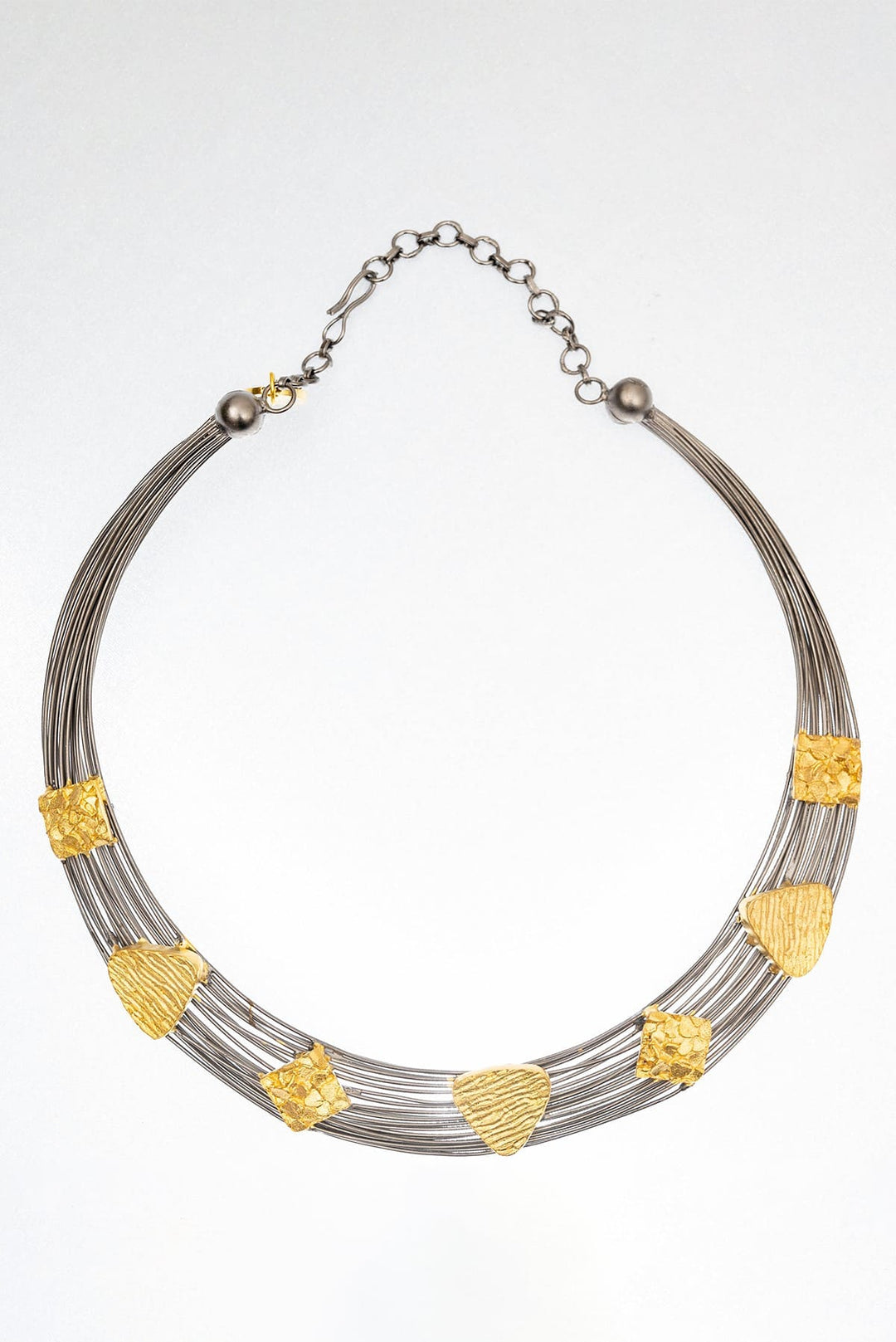 Meshed Neckpiece