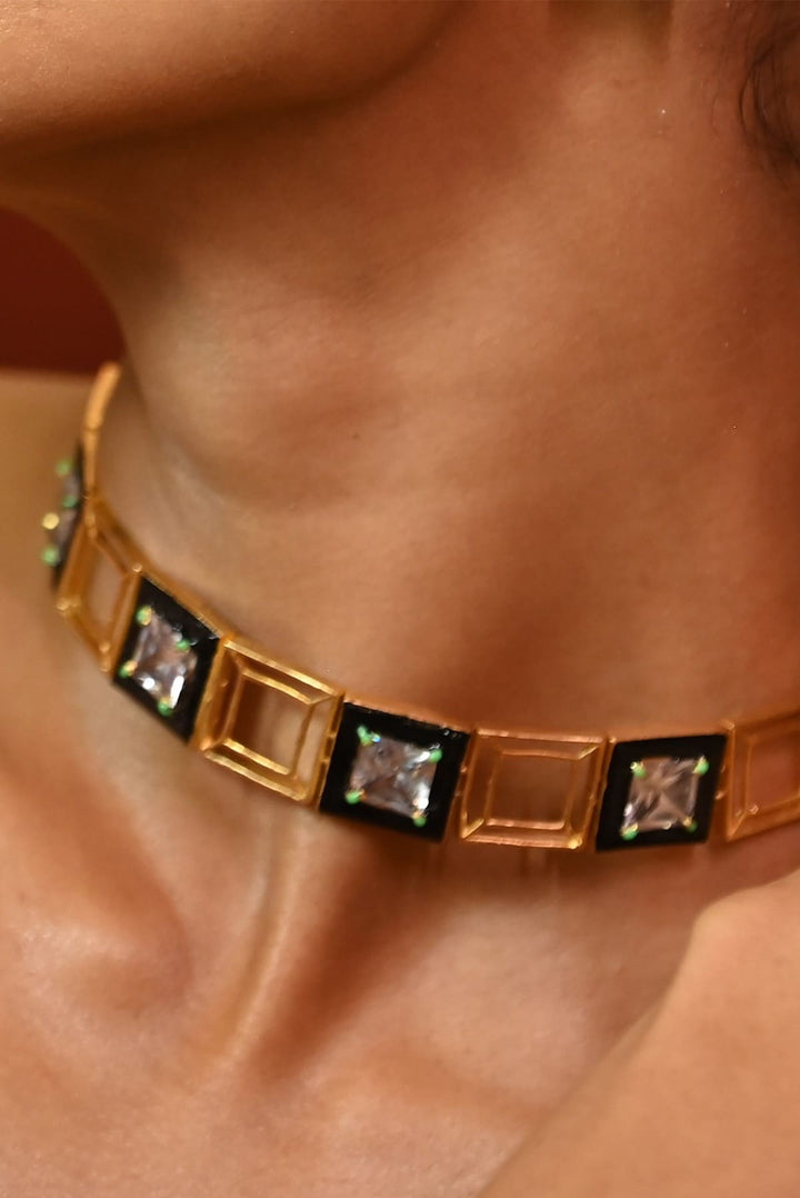 Dark Elegance Choker